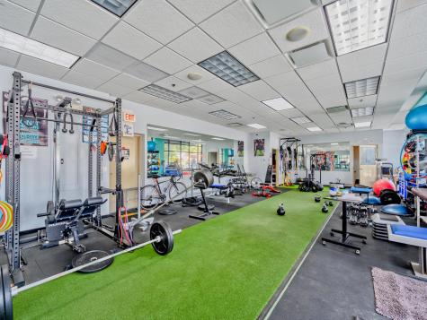 2633 West Bryn Mawr Avenue Chicago IL 60659