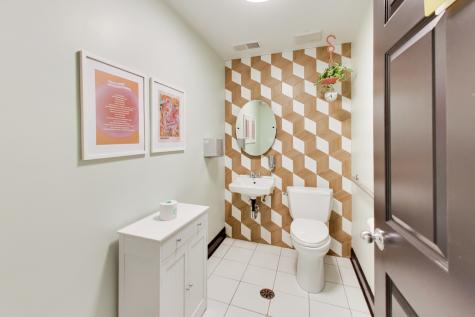 2108 West Roscoe Street Chicago IL 60618