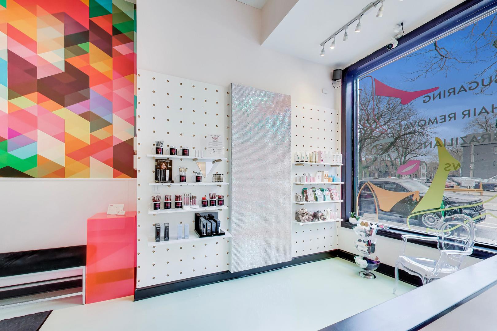 2108 West Roscoe Street Chicago IL 60618