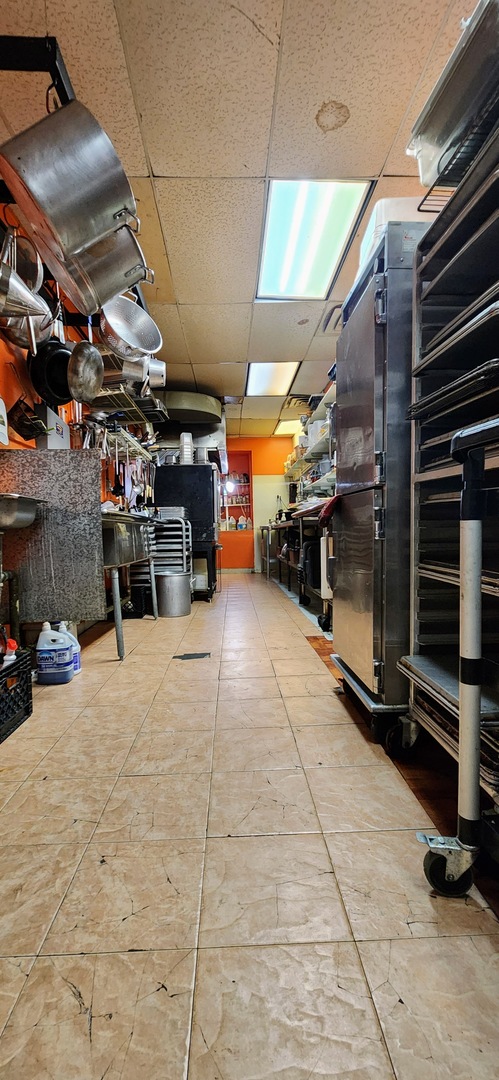 3816 West Montrose Avenue Chicago IL 60618