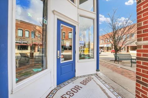 101 West Sale Street Tuscola IL 61953