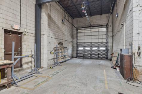 379 East 147th Street Harvey IL 60426