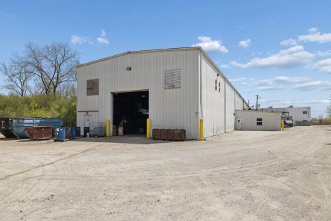 379 East 147th Street Harvey IL 60426