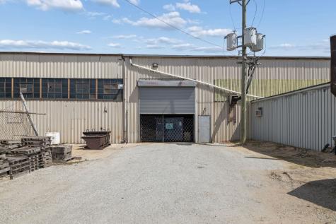 379 East 147th Street Harvey IL 60426