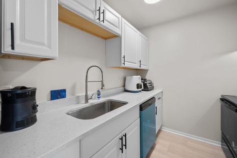 3069 Bernice Road Lansing IL 60438