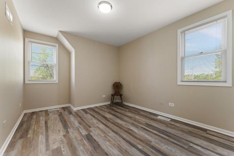 19061 Wentworth Avenue Lansing IL 60438