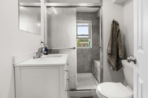19061 Wentworth Avenue Lansing IL 60438