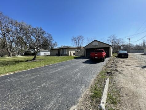 511 Rockland Road Lake Bluff IL 60044
