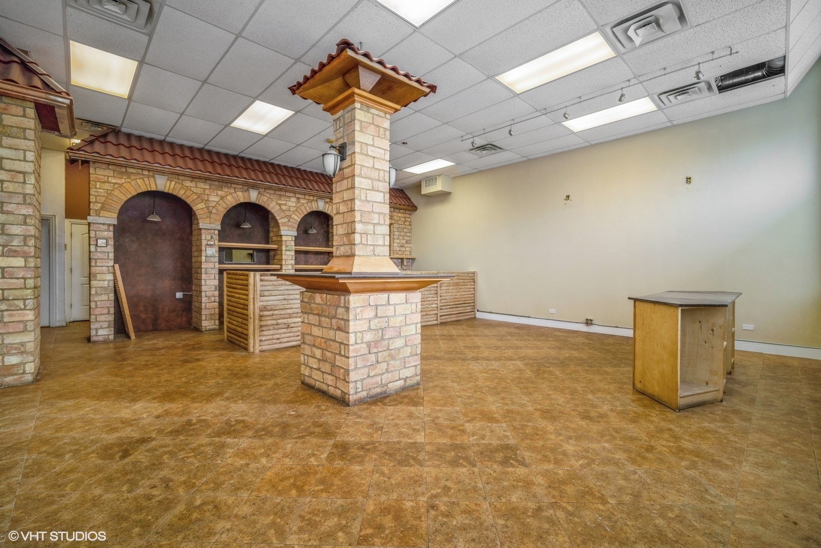 2954 West Irving Park Road Chicago IL 60618