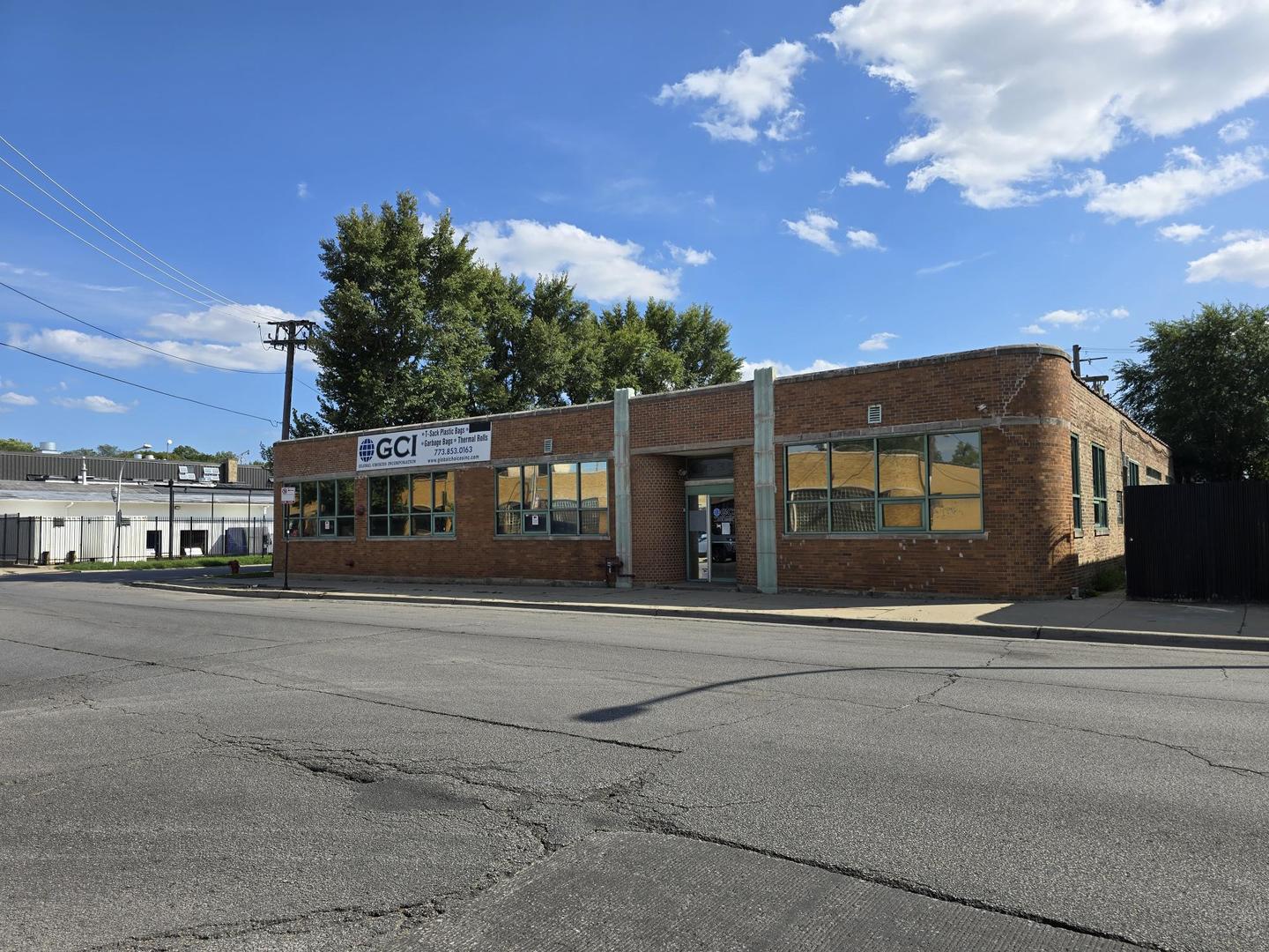 4535 West Addison Street Chicago IL 60641