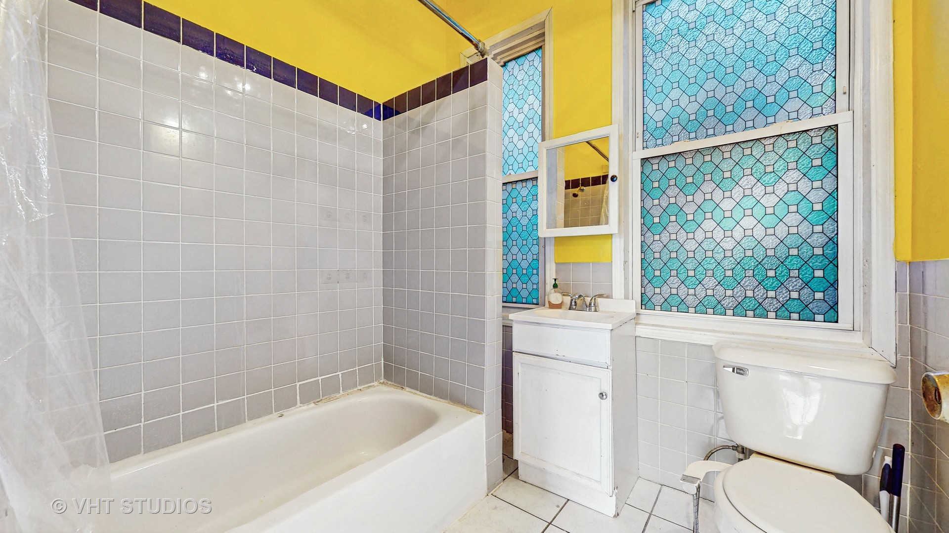 2221 West 21st Street Chicago IL 60608