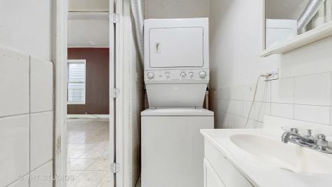 2221 West 21st Street Chicago IL 60608