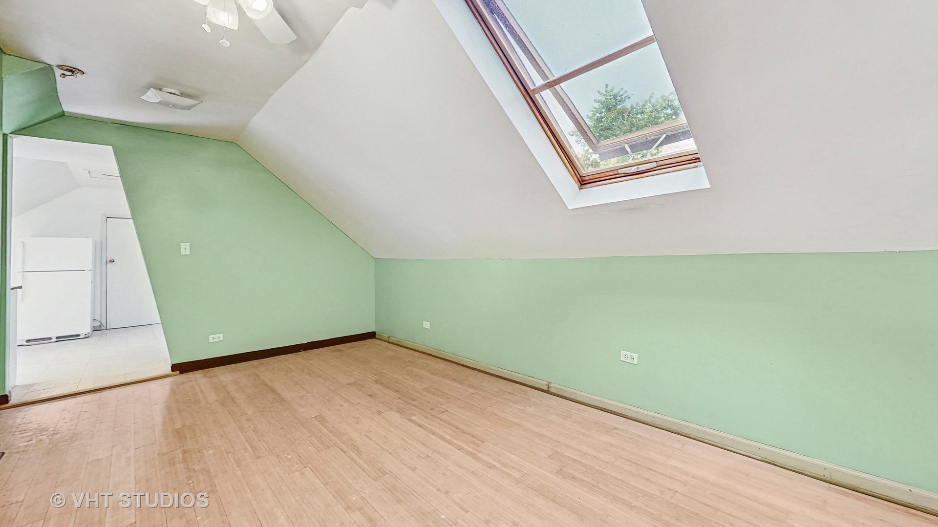 2221 West 21st Street Chicago IL 60608