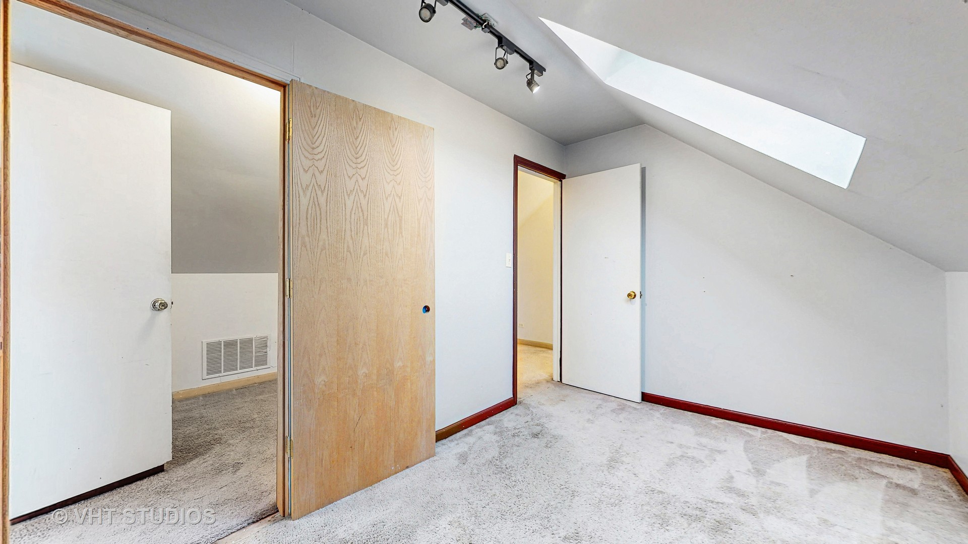 2221 West 21st Street Chicago IL 60608