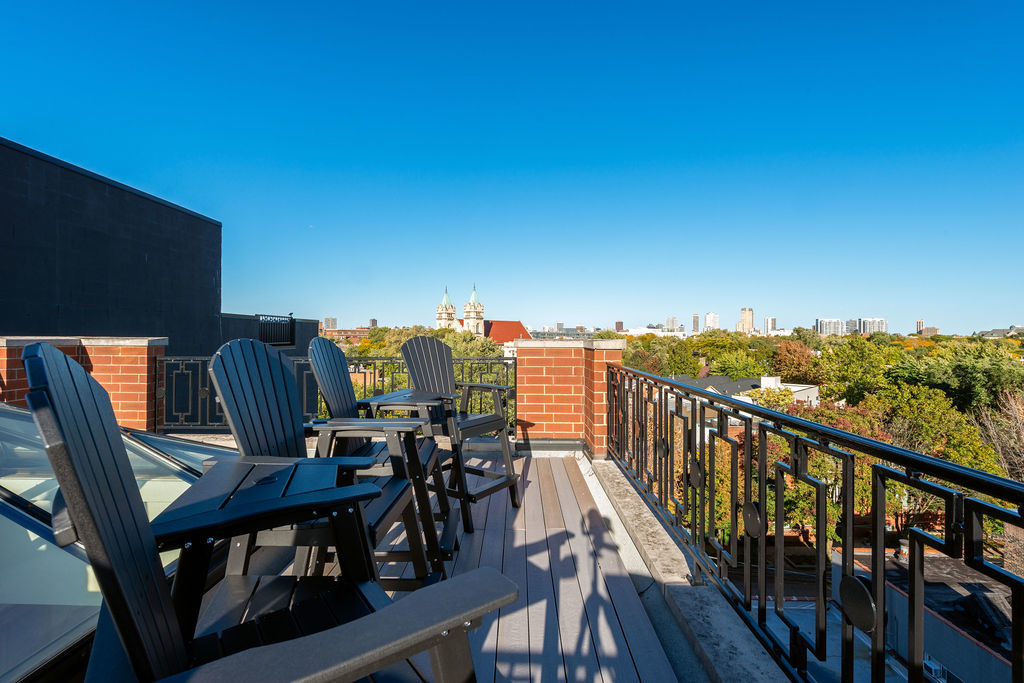 2217 North Clybourn Avenue Chicago IL 60614