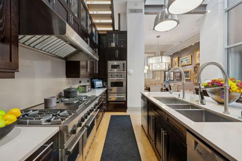 2217 North Clybourn Avenue Chicago IL 60614