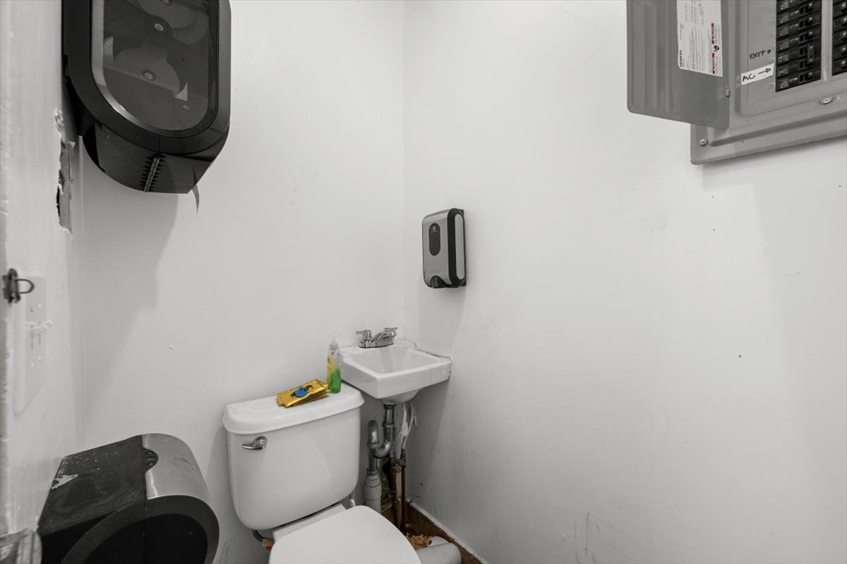 1725 South Ashland Avenue Chicago IL 60608