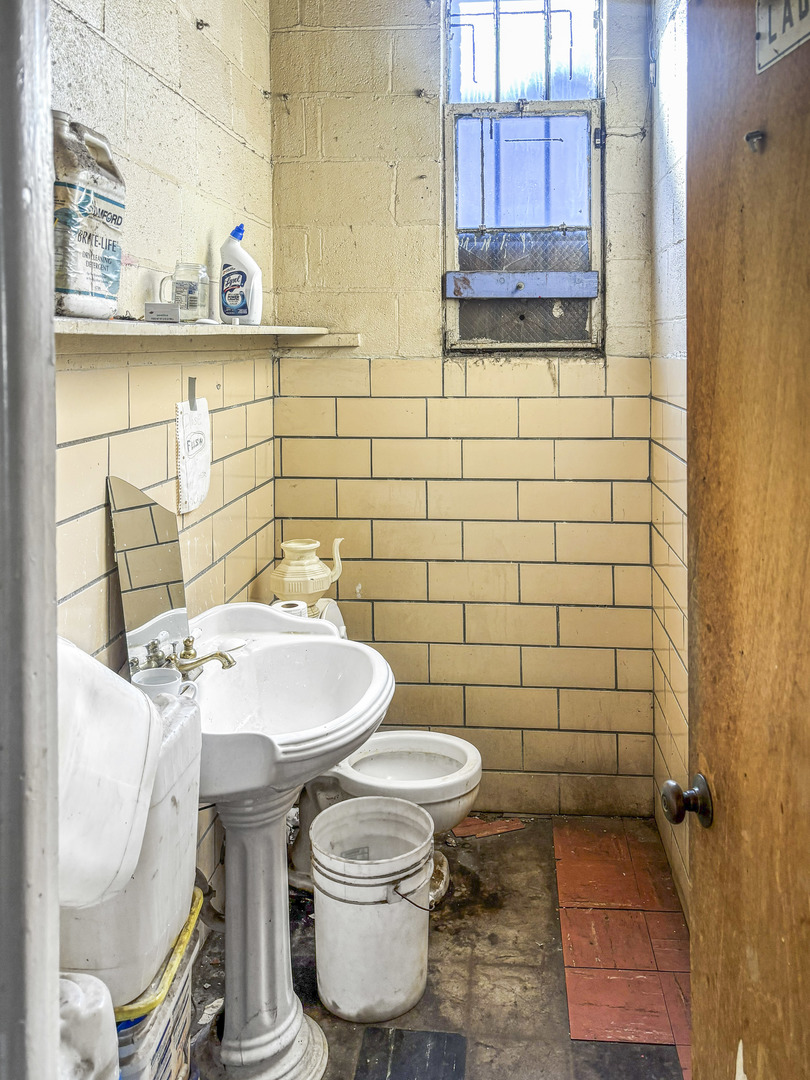 8115 South Cottage Grove Avenue Chicago IL 60619