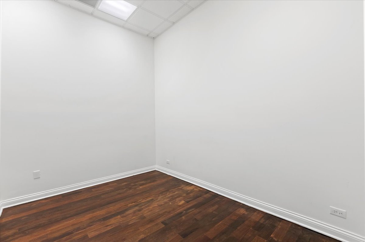 2142 West Chicago Avenue Chicago IL 60622