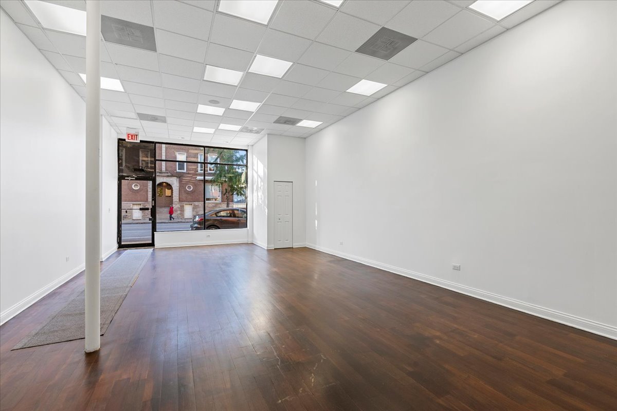 2142 West Chicago Avenue Chicago IL 60622