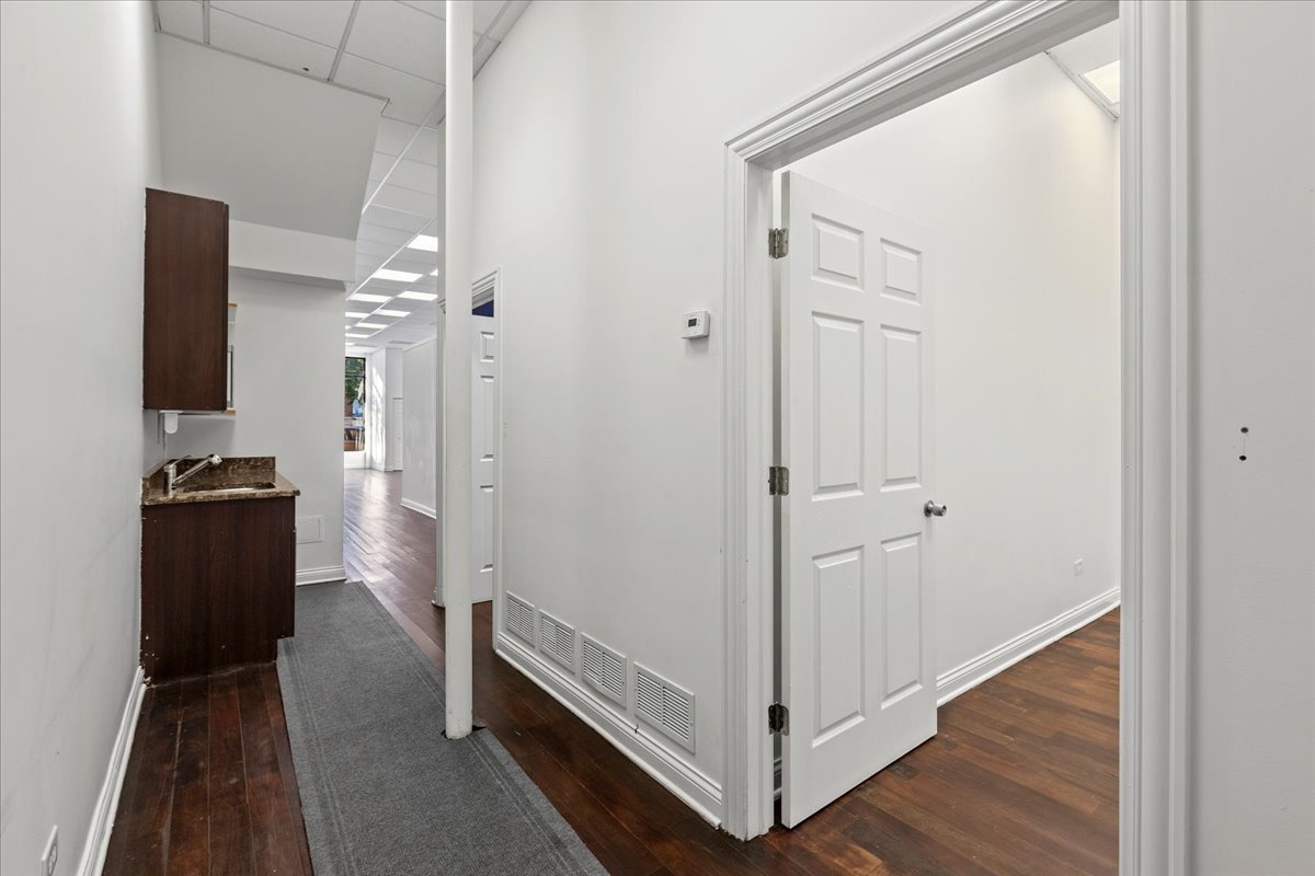 2142 West Chicago Avenue Chicago IL 60622