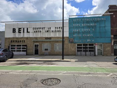 6247 North Clark Street Chicago IL 60660