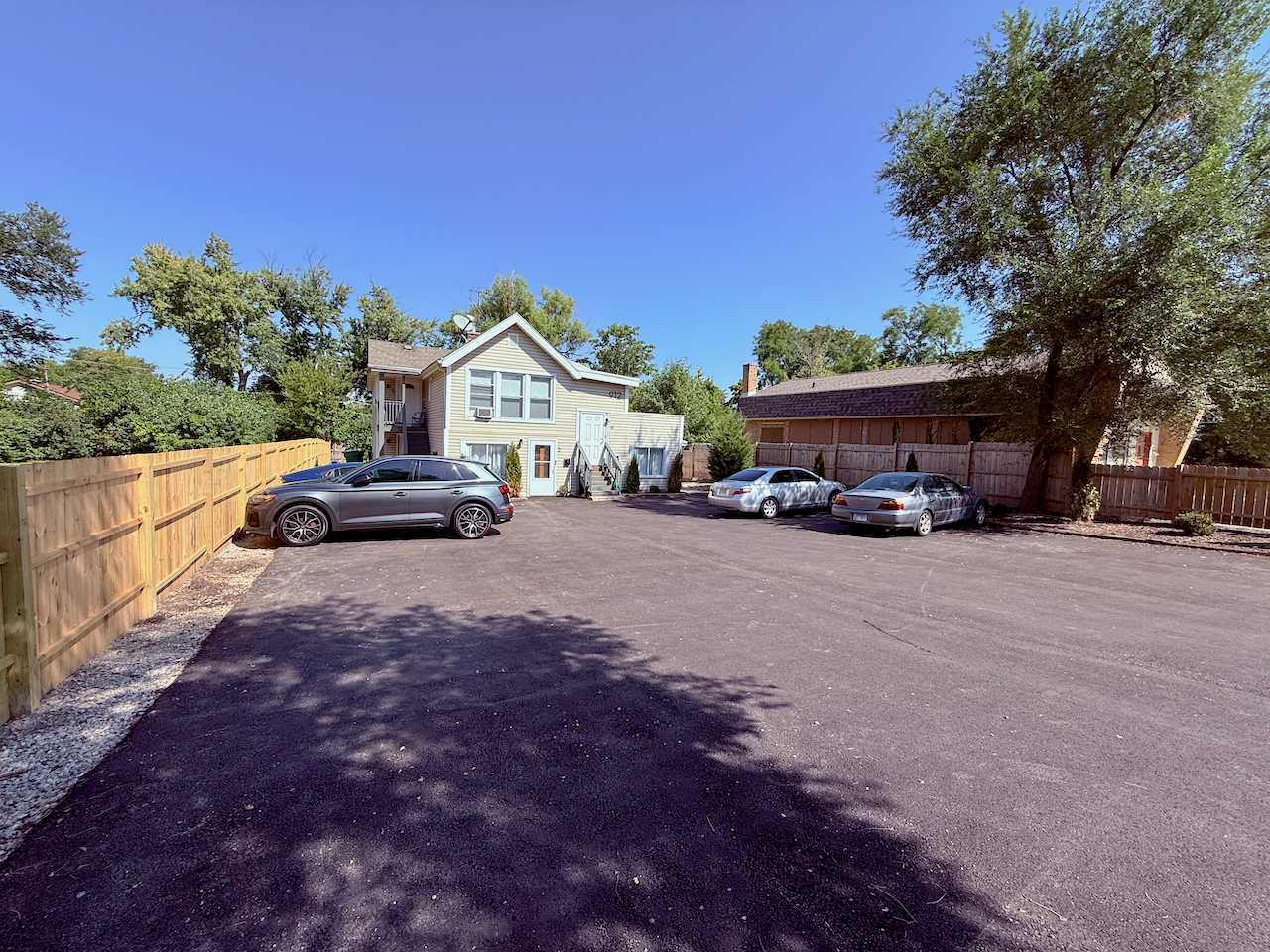 912 East Saint Charles Road Lombard IL 60148