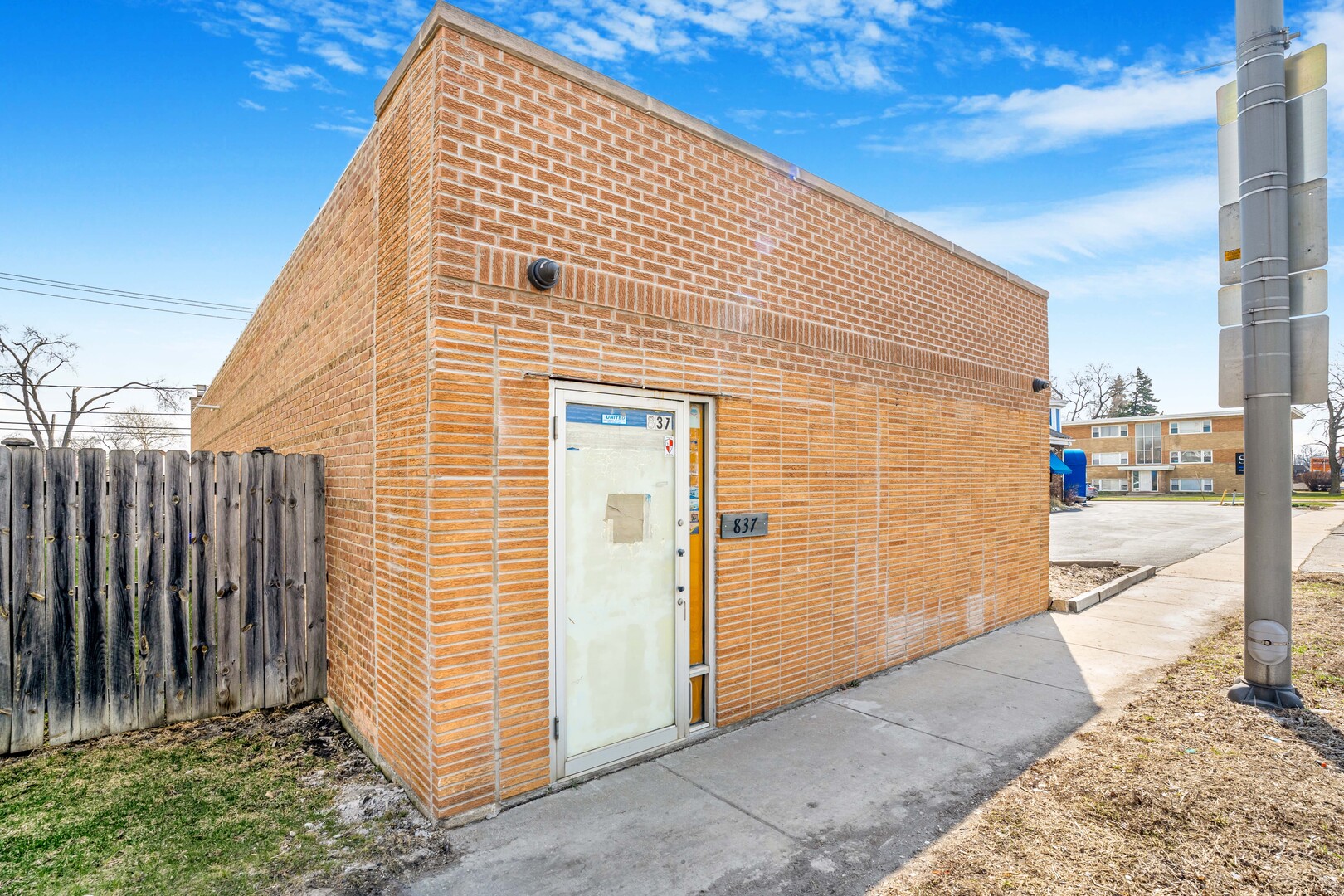 837 Mannheim Road Bellwood IL 60104