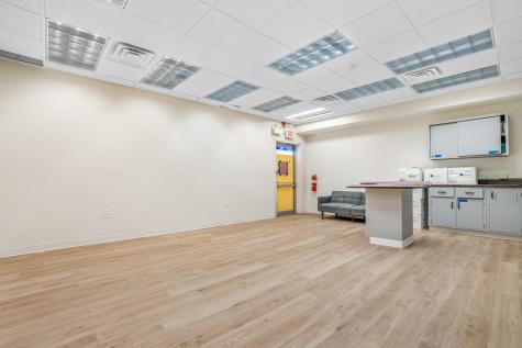 837 Mannheim Road Bellwood IL 60104