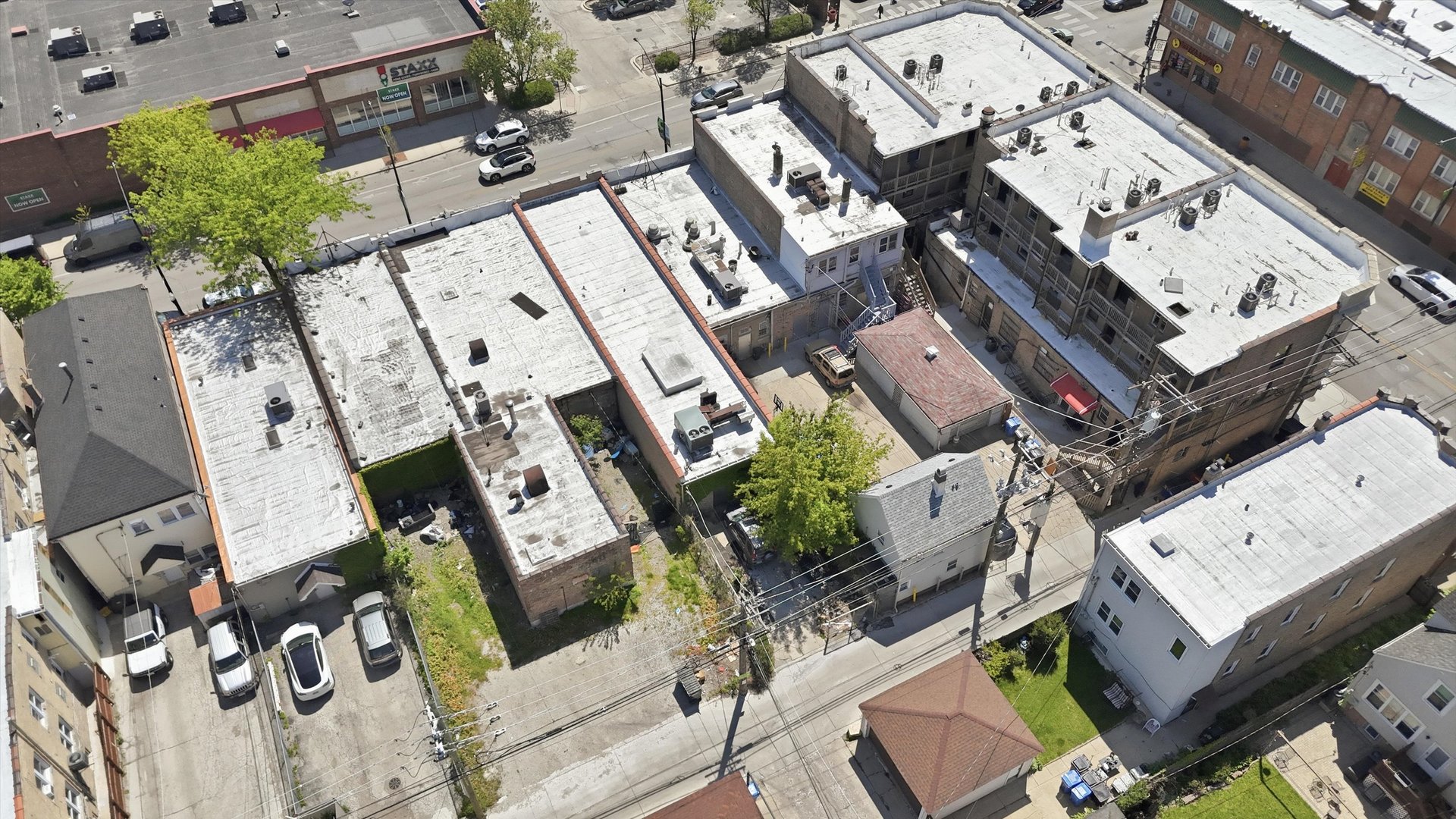 3348 West Montrose Avenue Chicago IL 60618