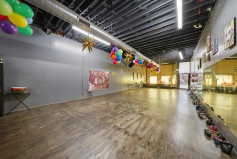 3348 West Montrose Avenue Chicago IL 60618