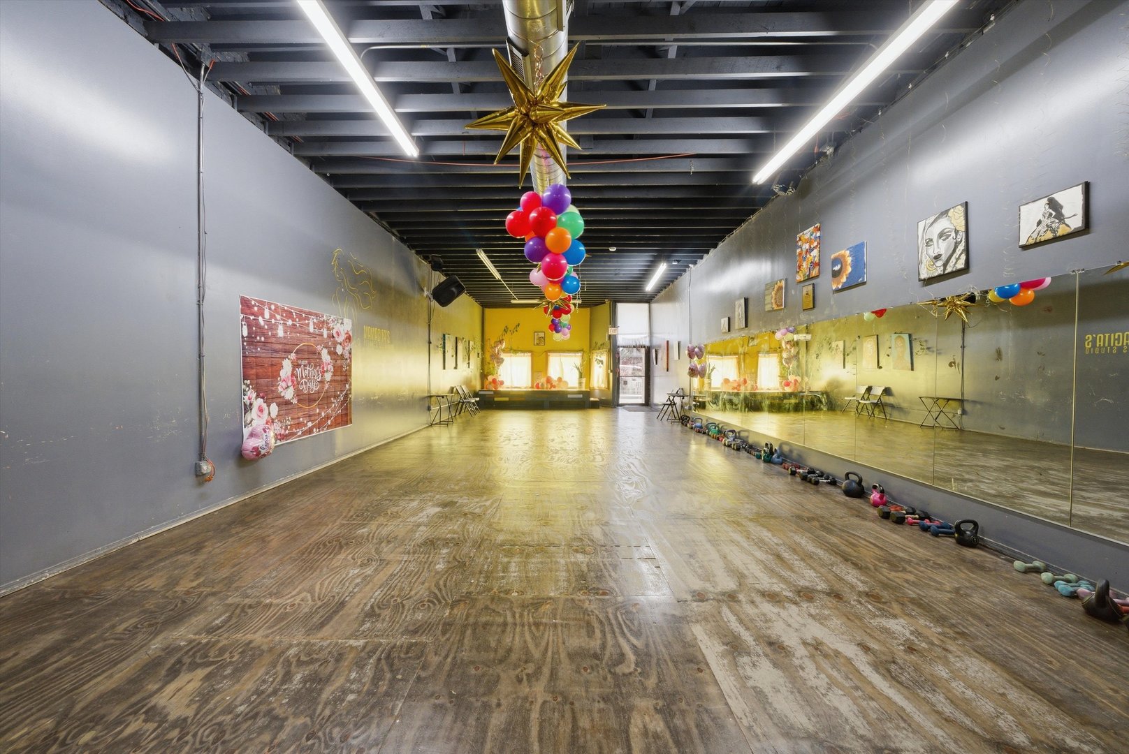 3348 West Montrose Avenue Chicago IL 60618
