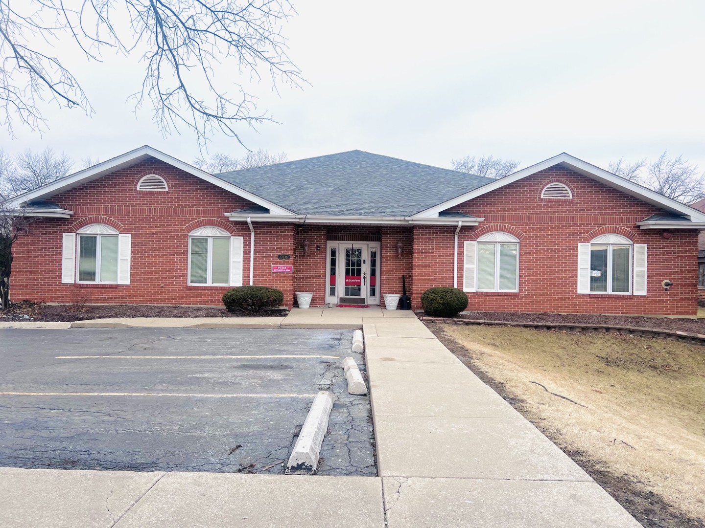 17236 Harlem Avenue Tinley Park IL 60477