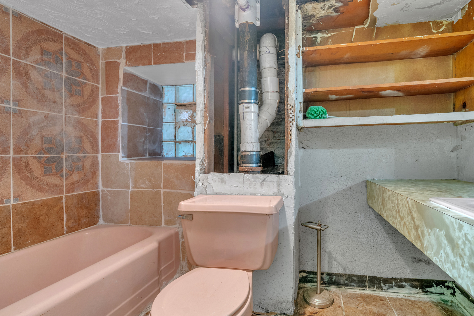 354 West Normal Parkway Chicago IL 60621