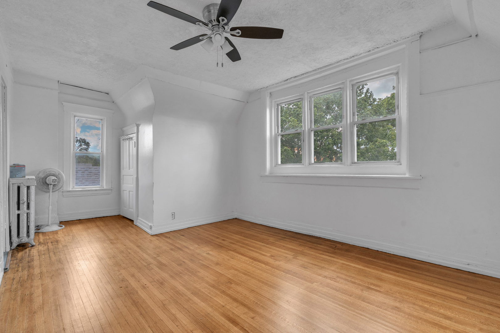 354 West Normal Parkway Chicago IL 60621