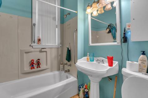 354 West Normal Parkway Chicago IL 60621