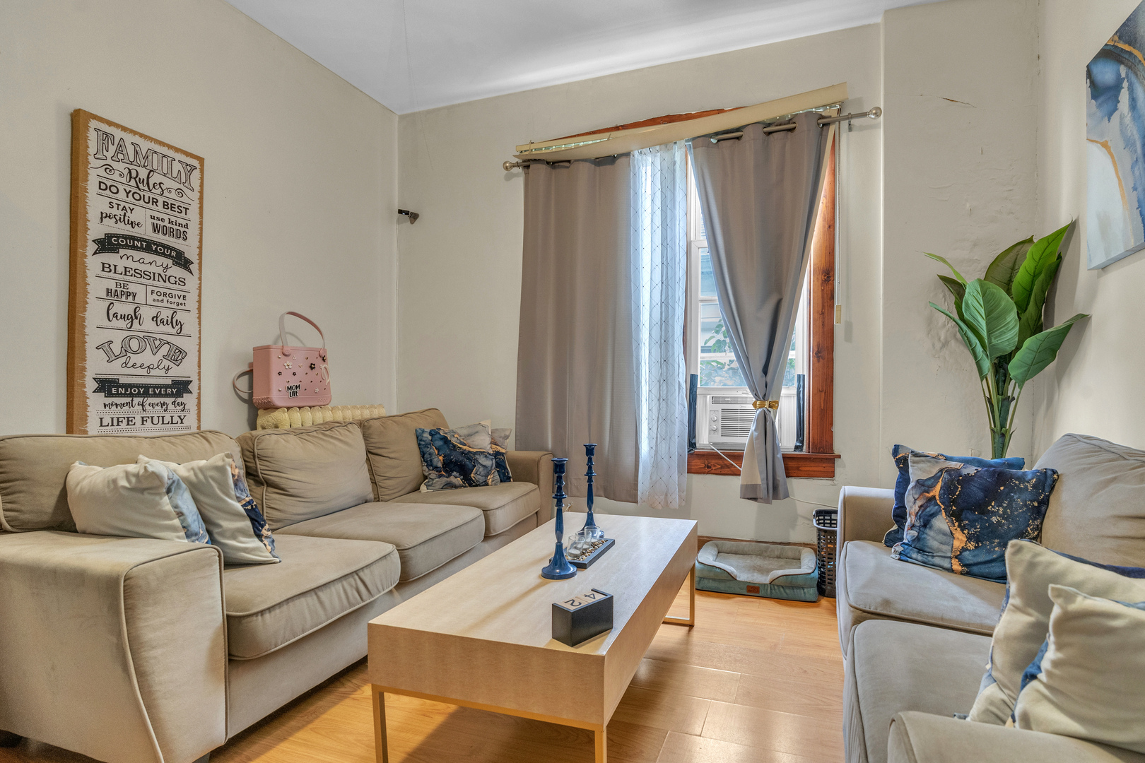 354 West Normal Parkway Chicago IL 60621