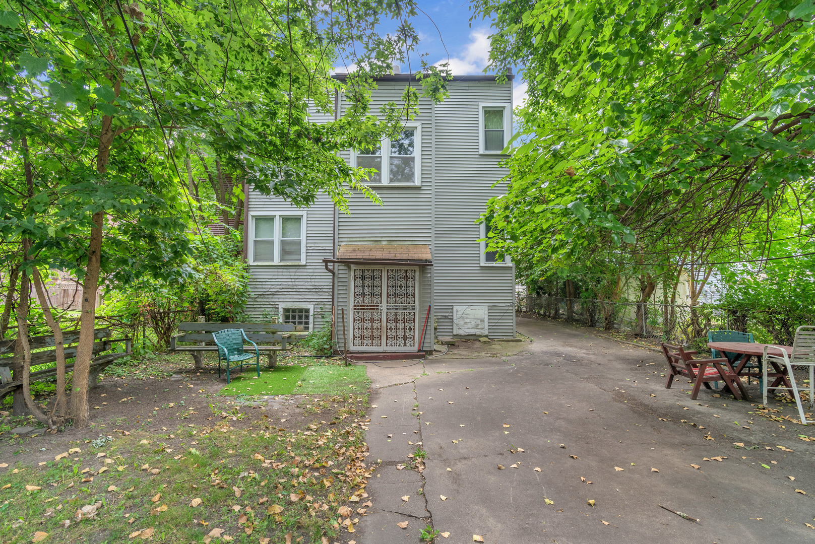 354 West Normal Parkway Chicago IL 60621
