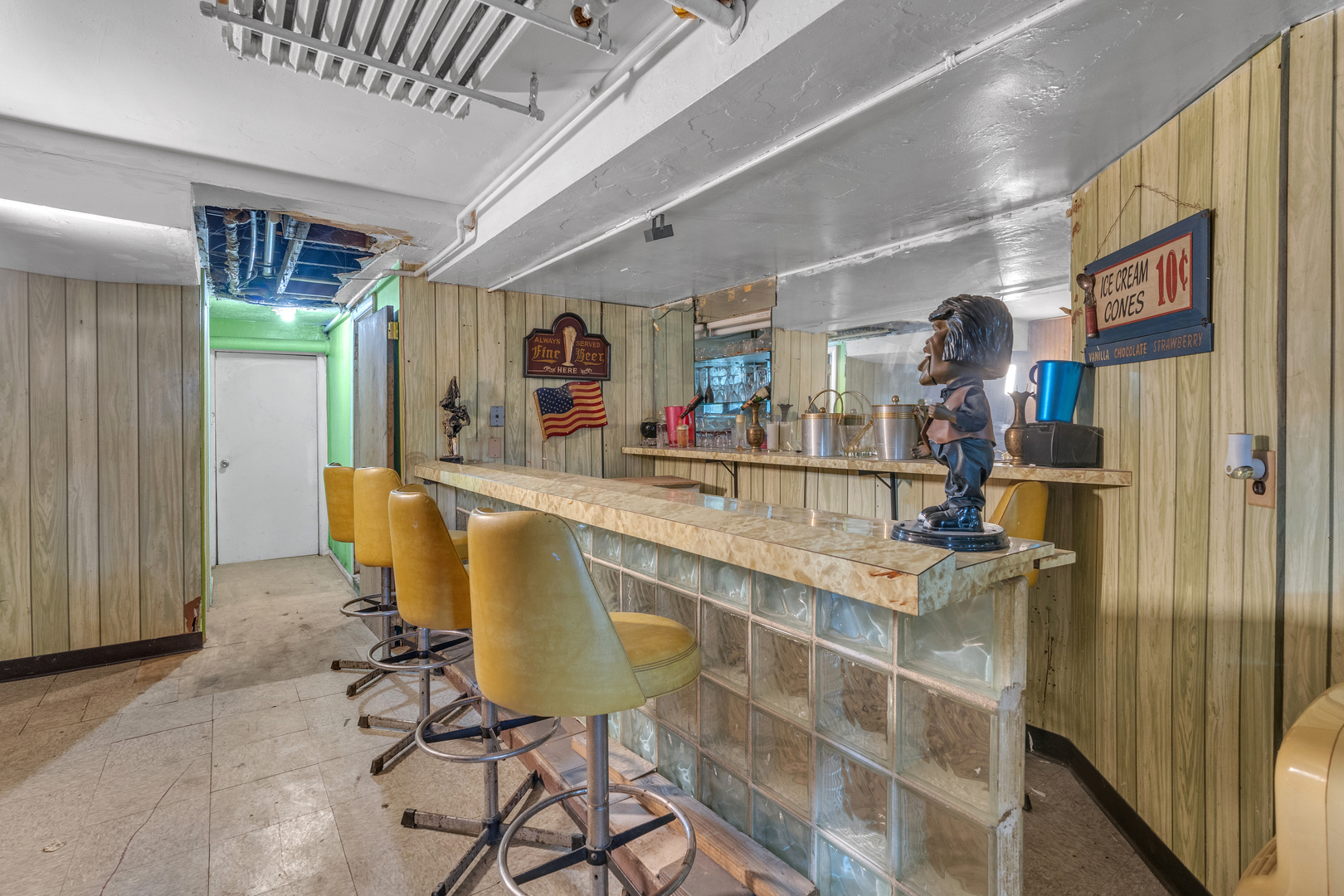 354 West Normal Parkway Chicago IL 60621