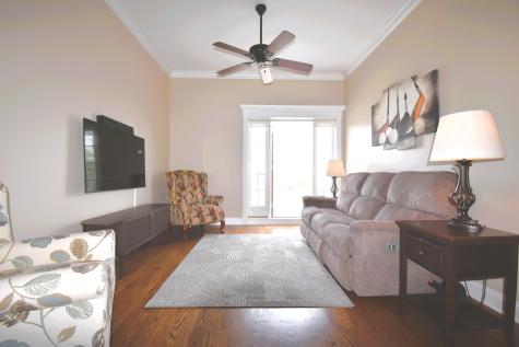 219 North White Street Frankfort IL 60423