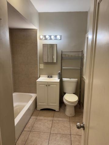 4855 West Cortez Street Chicago IL 60651