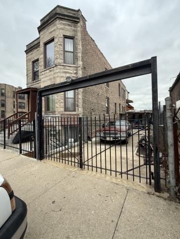 6049 South Champlain Avenue Chicago IL 60637