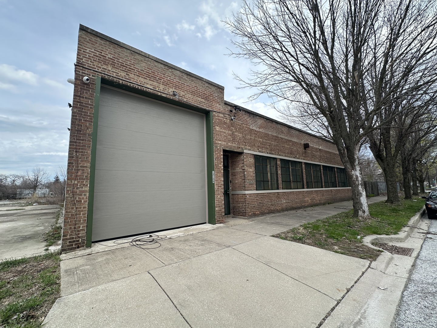 12129 South Peoria Street Chicago IL 60643