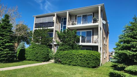 8125 S Roberts Road Bridgeview IL 60455