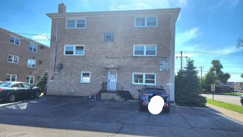 8125 S Roberts Road Bridgeview IL 60455