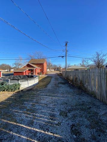 122 Depot Street Gardner IL 60424