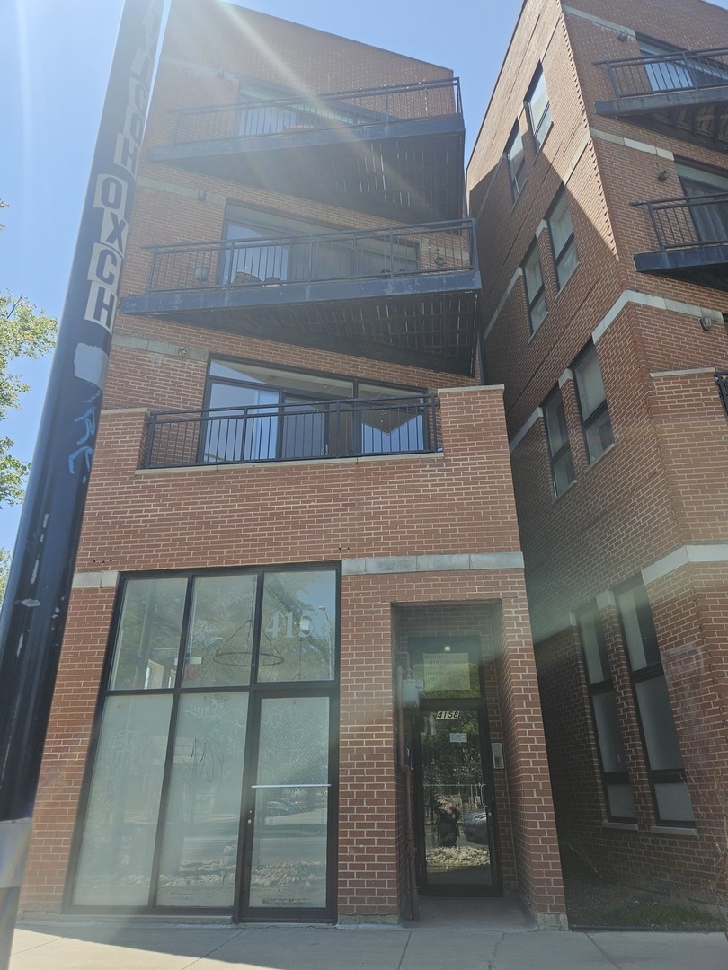 4156 South Western Avenue Chicago IL 60609