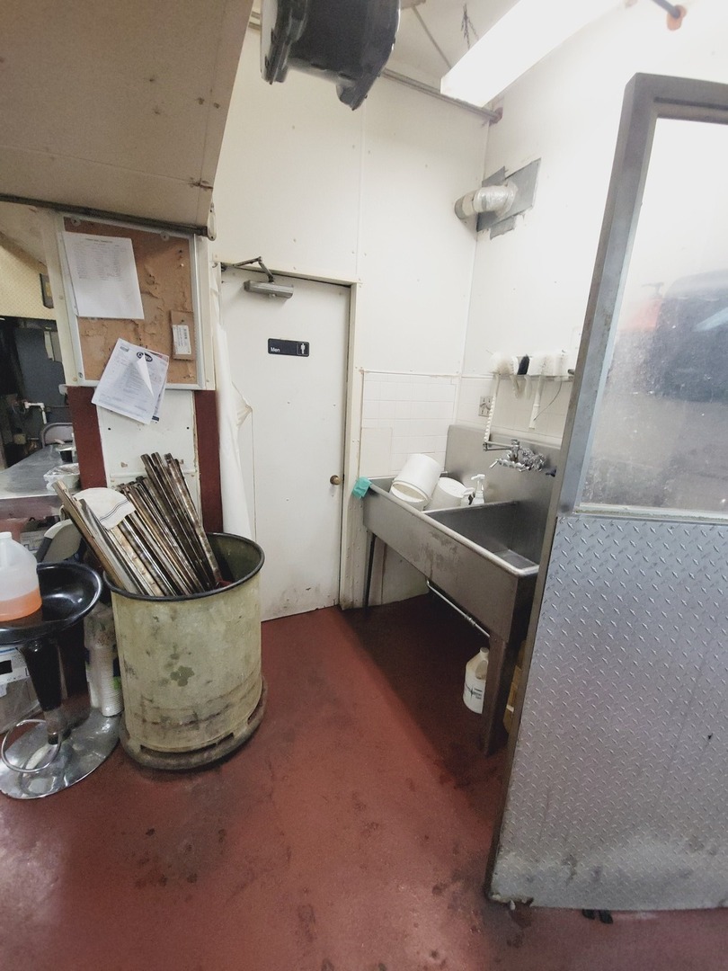 7035-39 West Higgins Avenue Chicago IL 60656