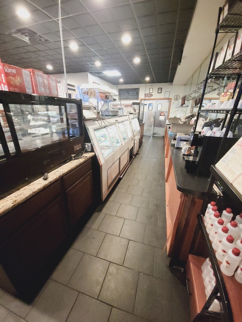 7035-39 West Higgins Avenue Chicago IL 60656