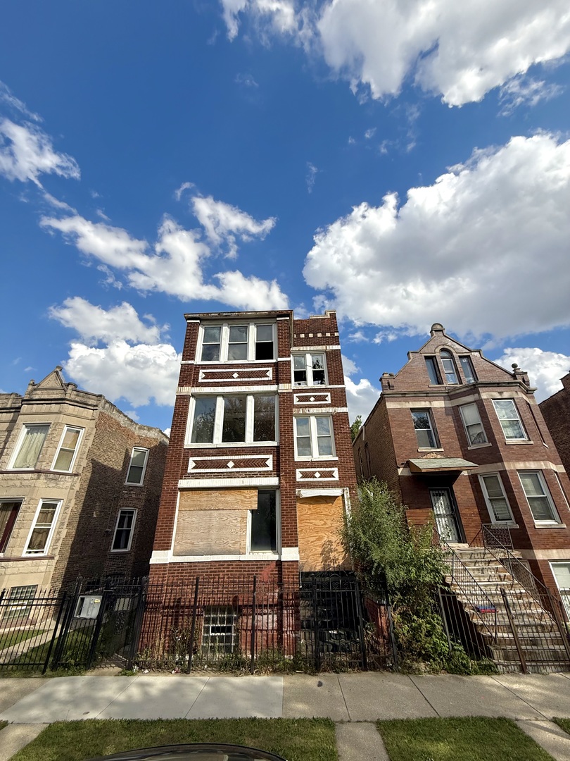 1839 South Springfield Avenue Chicago IL 60623